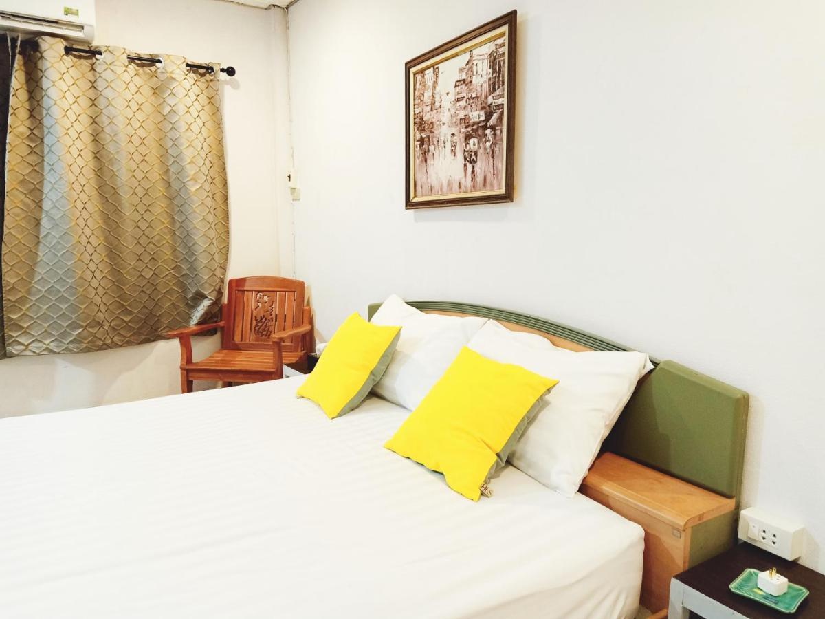 Holiday home The Whole House Not Share For 5 Guests