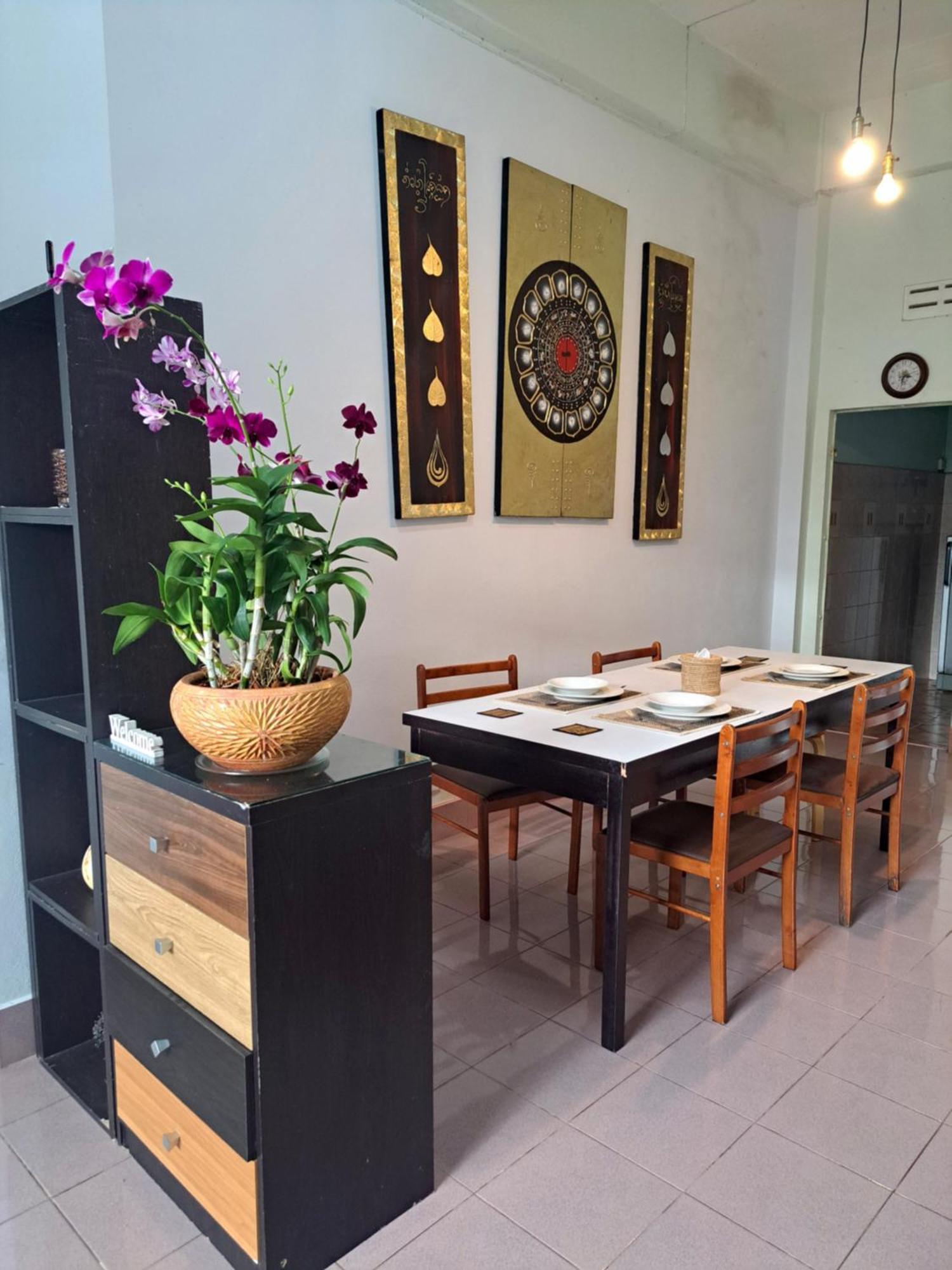 The Whole House Not Share For 5 Guests Hat Yai